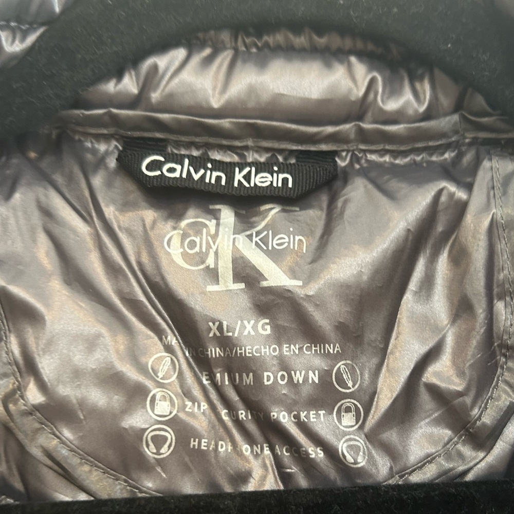 Calvin Klein Vest Women's XL Metallic Puffer Shiny Metal Zippers Down Filled - Picture 3 of 8